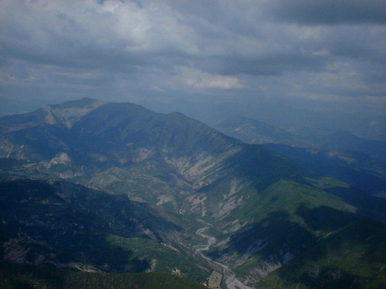 DSCF0041.jpg (68131 octets)